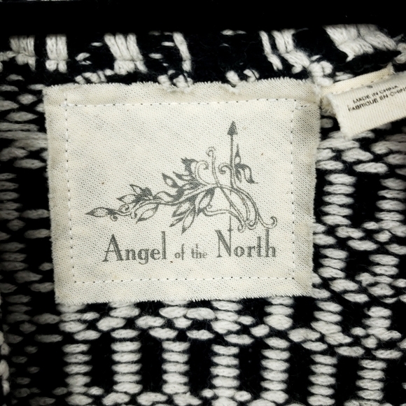 Angel of the north multi pattern opem front knit vest size small - Picture 10 of 10